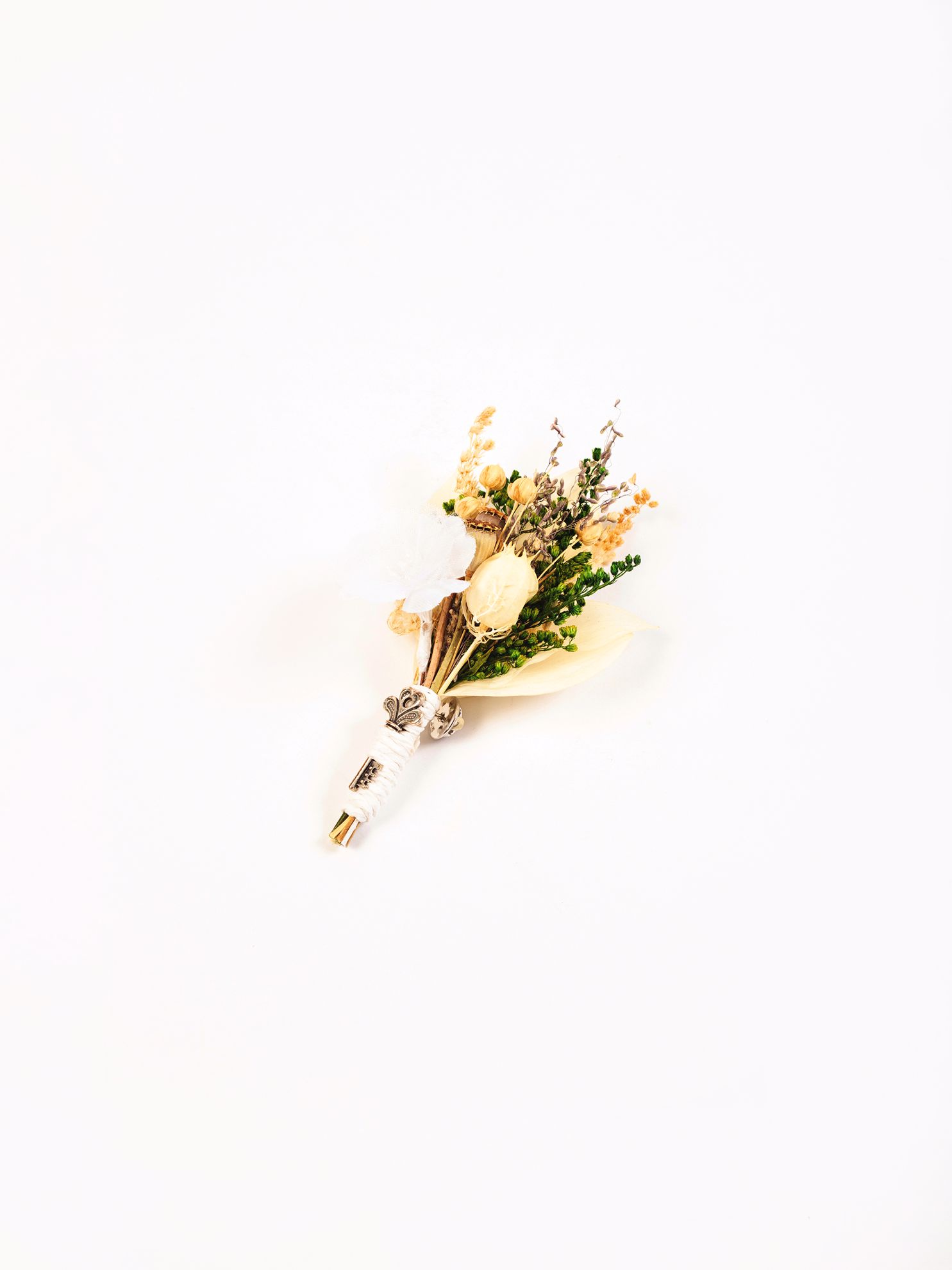 Karaca Erkek Yaka Çiçeği-Ekru. ürün görseli